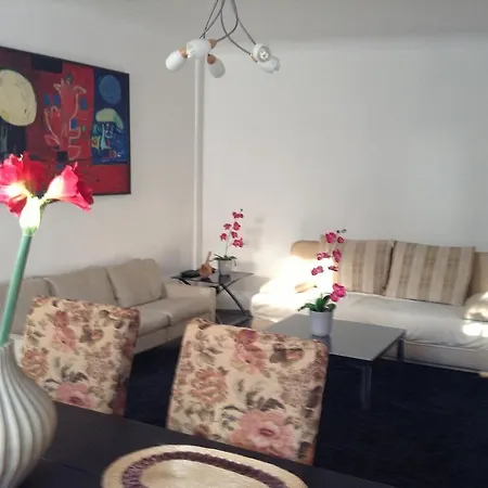 Cheap And Chic Apartment Riga